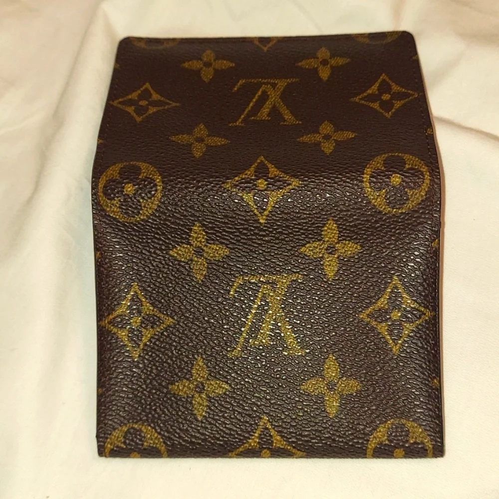 Louis Vuitton Vintage Monogram Card Holder w/Box Authentic